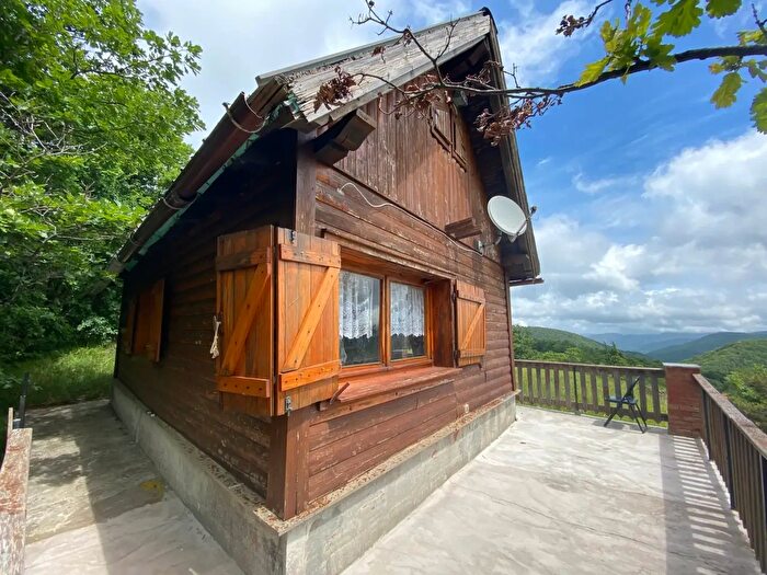 Casa trilocale in vendita in Località Veirera, Sassello