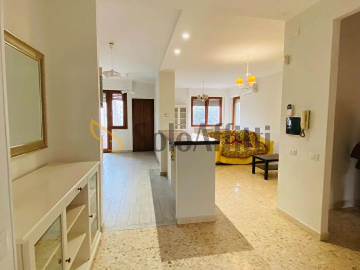 Appartamento quadrilocale in affitto in Via Augusto Renzini, Spinaceto, Roma