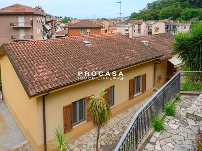 Casa con 6 locali in vendita in La Spezia