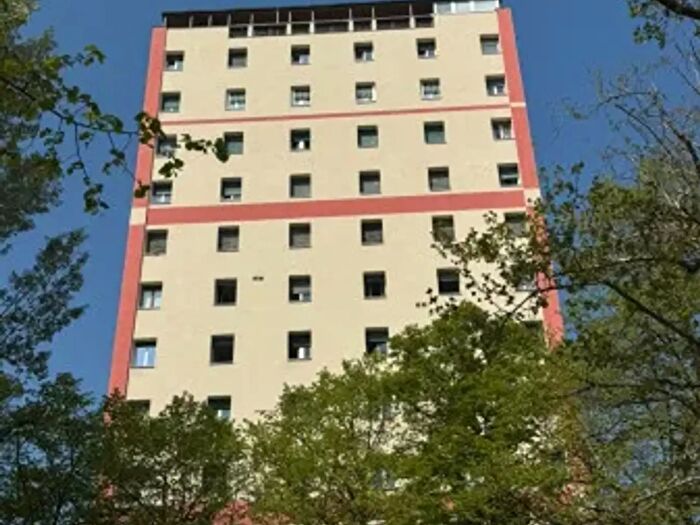 Appartamento trilocale in vendita in Via Aldo Pio Manuzio, Bologna