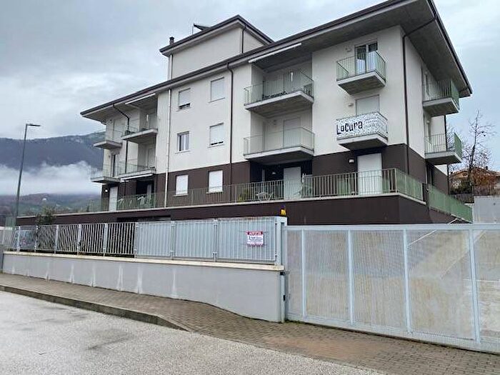 Appartamento quadrilocale in affitto in Via Emanuela Setti Carraro, Centro, Fisciano