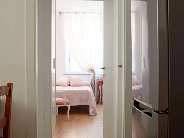 Appartamento trilocale in affitto in Via Bernardino Verro, Ripamonti Fondazione Prada, Milano