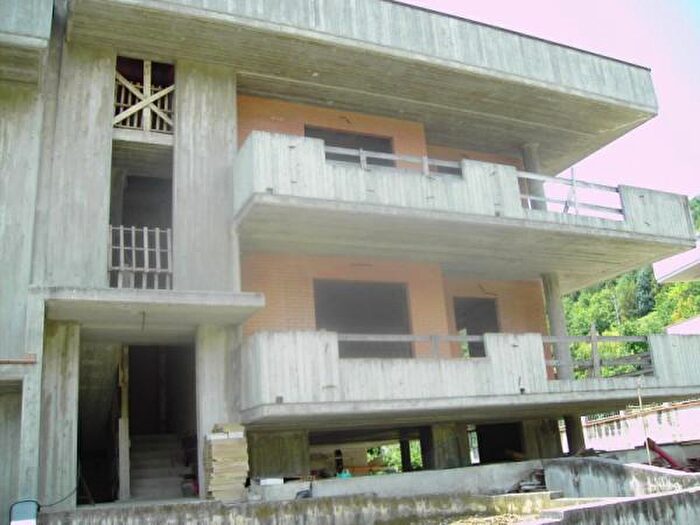 Appartamento con 6 locali in vendita in Angeli, Rosora