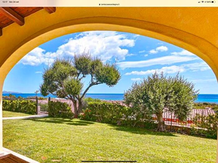 Casa con 6 locali in vendita in Caddu, San Teodoro