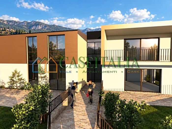 Appartamento con 5 locali in vendita in Via Stazione, Rosta