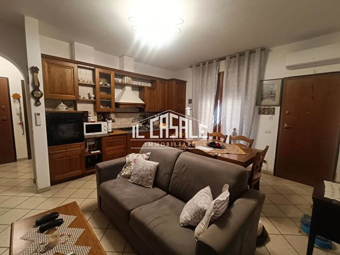 Appartamento con 5 locali in vendita in Dicomano