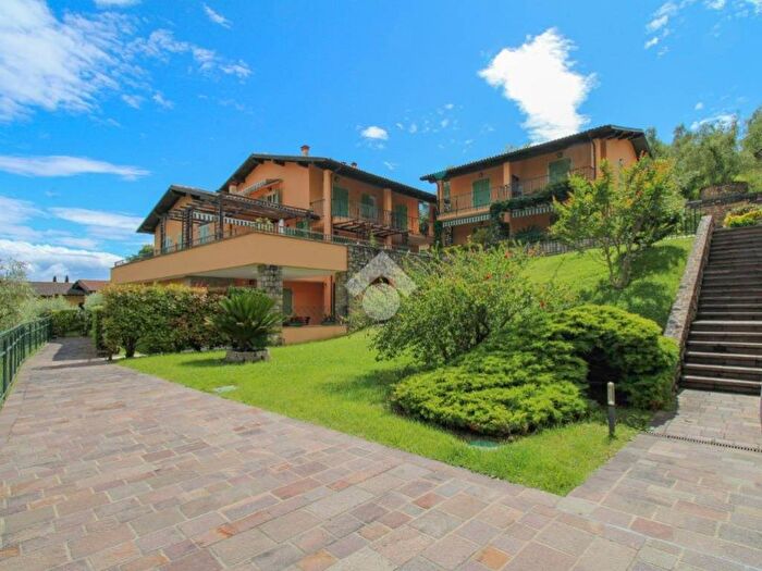 Appartamento bilocale in affitto in Via delle Arche, Centro, Gardone Riviera