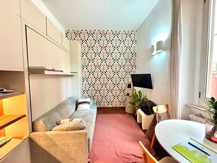 Appartamento monolocale in vendita in Via Ruggero di Lauria, Sempione, Milano