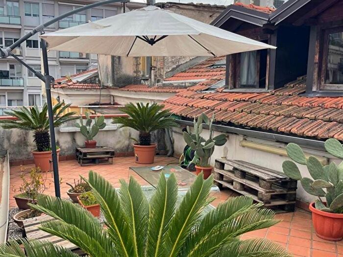Appartamento bilocale in affitto in Piazza Portanova, Centro, Salerno