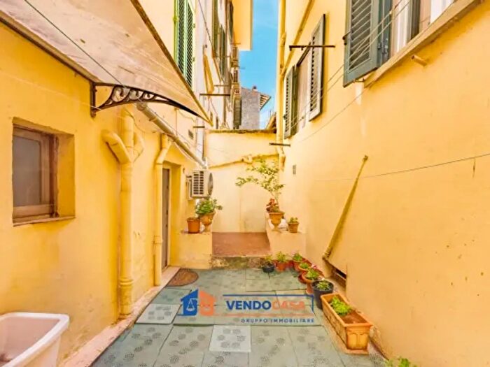 Appartamento trilocale in vendita in Via Guglielmo Marconi, Firenze