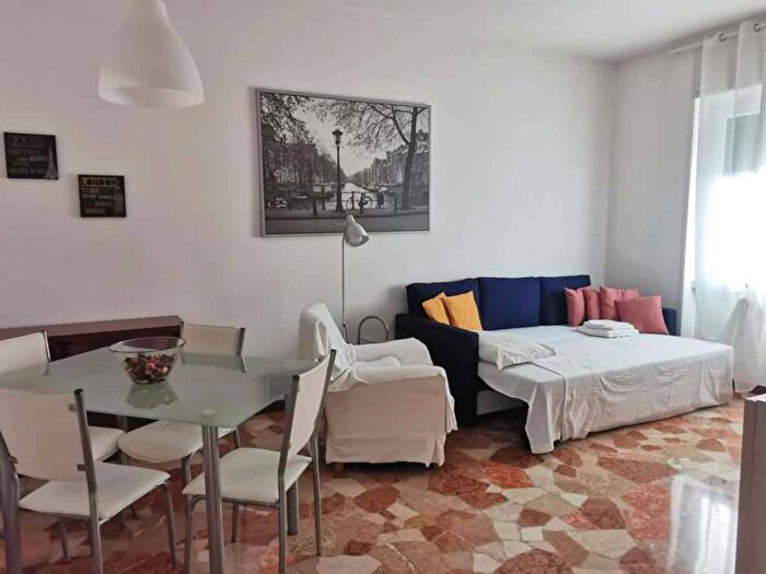 Appartamento bilocale in affitto in Via Giovanni Cagliero, Maggiolina, Milano