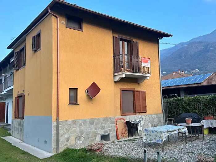 Appartamento trilocale in vendita in Via Carretto, Condove