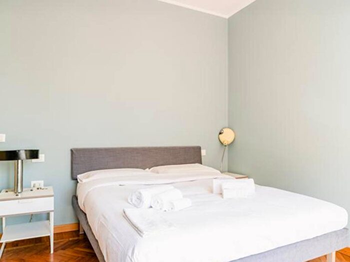 Appartamento trilocale in affitto in Viale Andrea Doria, Buenos Aires, Milano