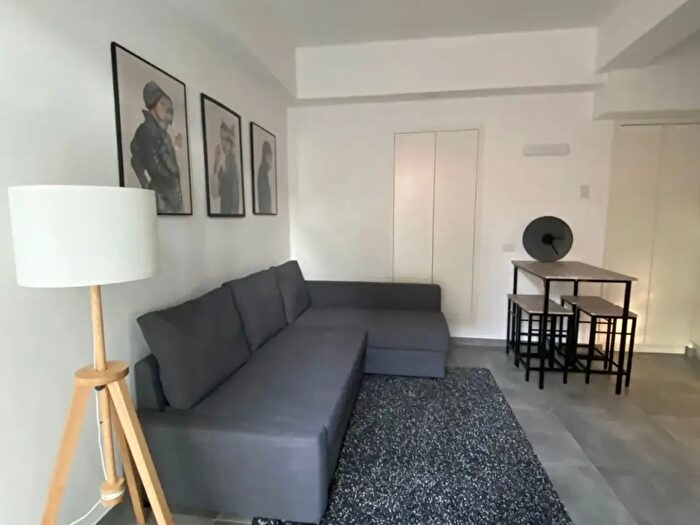 Appartamento bilocale in affitto in Via Cefalonia, Milano