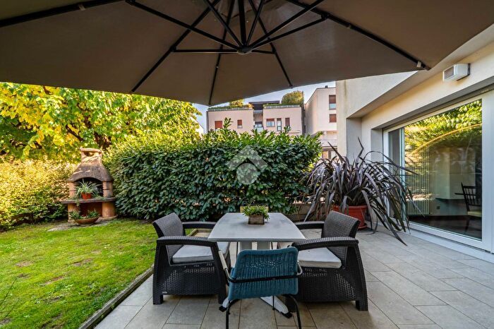 Appartamento con 5 locali in vendita in Viale Darfo Dallai, Carpi