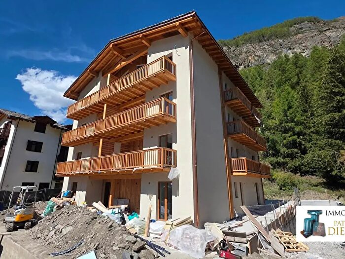 Appartamento trilocale in vendita in Frazione Lillaz, Cogne