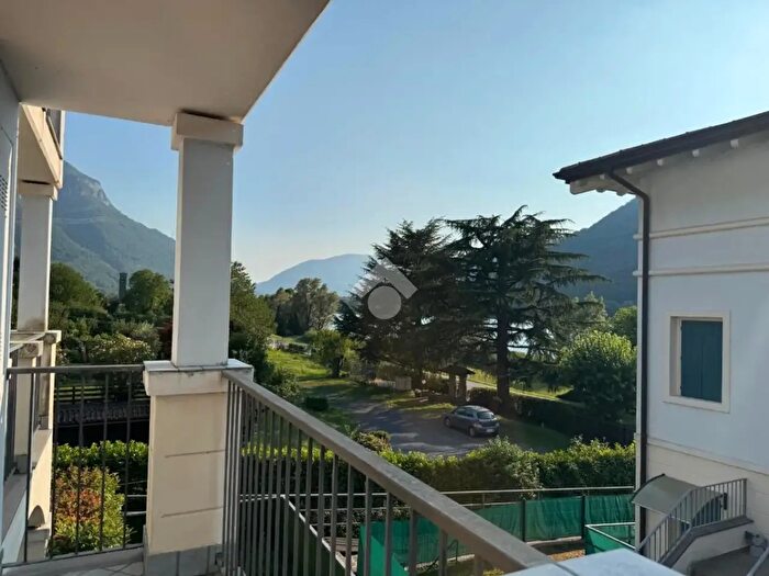 Appartamento bilocale in vendita in Via Don Luigi Cavenaghi, Endine Gaiano