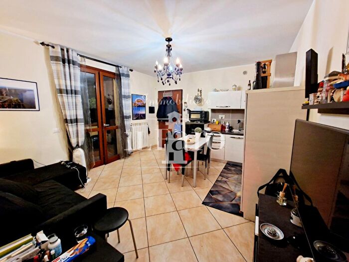 Appartamento trilocale in vendita in Entana, Campi Bisenzio