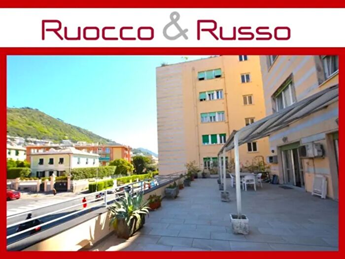 Appartamento quadrilocale in vendita in Via Angelo Gianelli, Genova