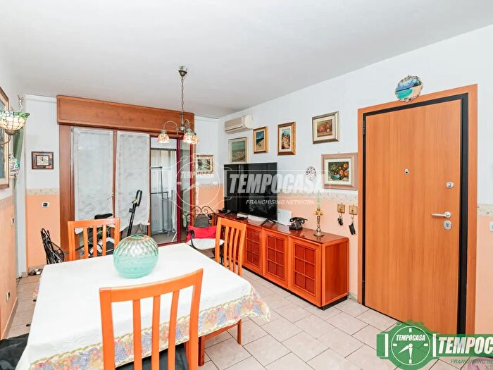 Appartamento quadrilocale in vendita in Peschiera Borromeo