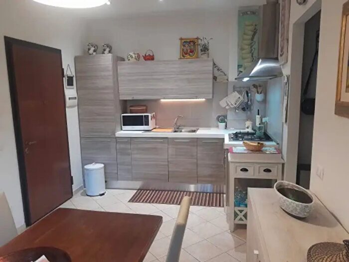 Appartamento trilocale in vendita in Via Antonio Ciseri, Firenze