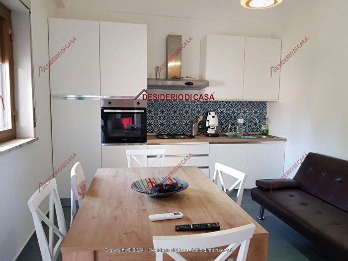 Appartamento trilocale in affitto in Via Imera Campofelice di Roccella Pa Italia, Campofelice Di Roccella