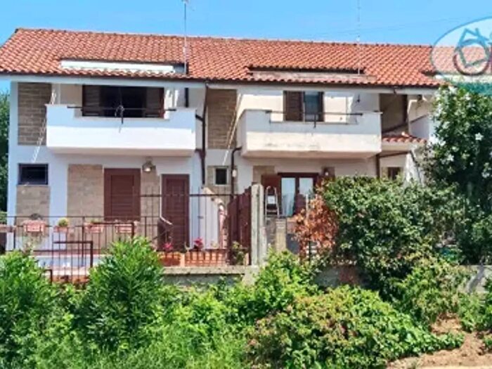 Casa con 5 locali in vendita in Via Quadroni, Manziana