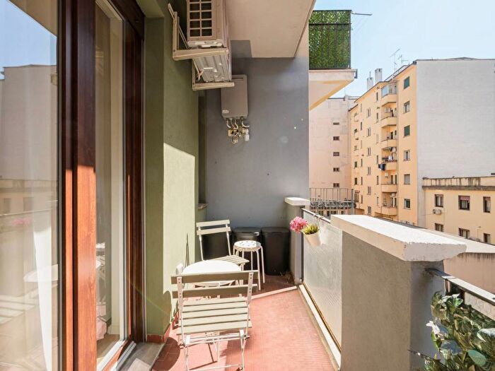 Appartamento trilocale in affitto in Via Meloria, Monte Rosa Lotto, Milano