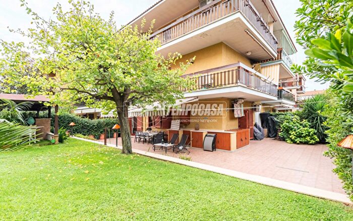 Appartamento bilocale in vendita in Via Acquario F, Ladispoli