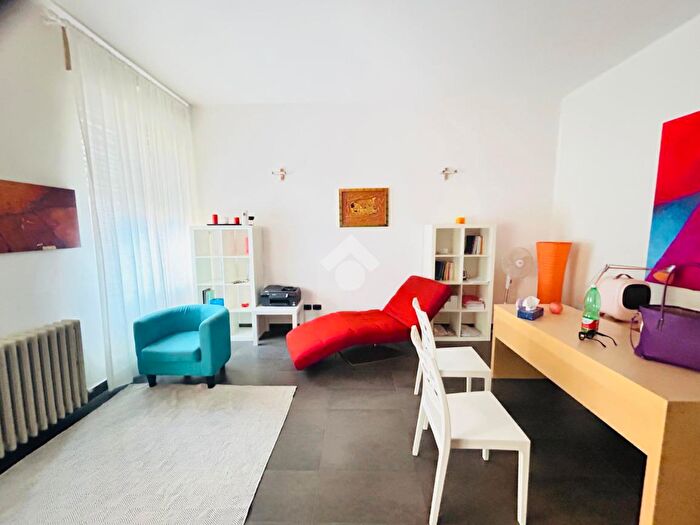 Appartamento trilocale in vendita in Via Zenone, Tortona