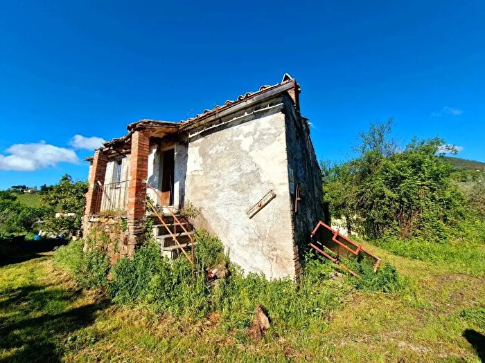 Casa con 5 locali in vendita in Strada Ortana, Narni