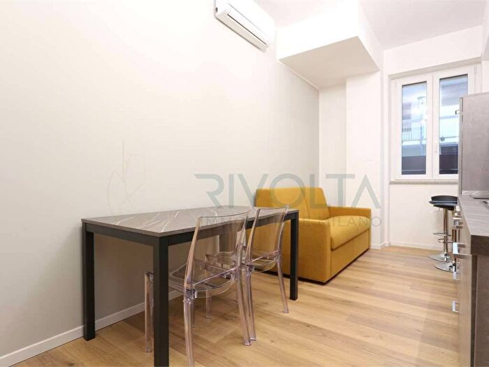 Appartamento bilocale in affitto in vincenzo monti, Vincenzo Monti, Milano