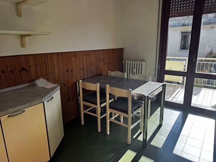 Appartamento trilocale in affitto in Via della Resistenza, Centro, Dolo