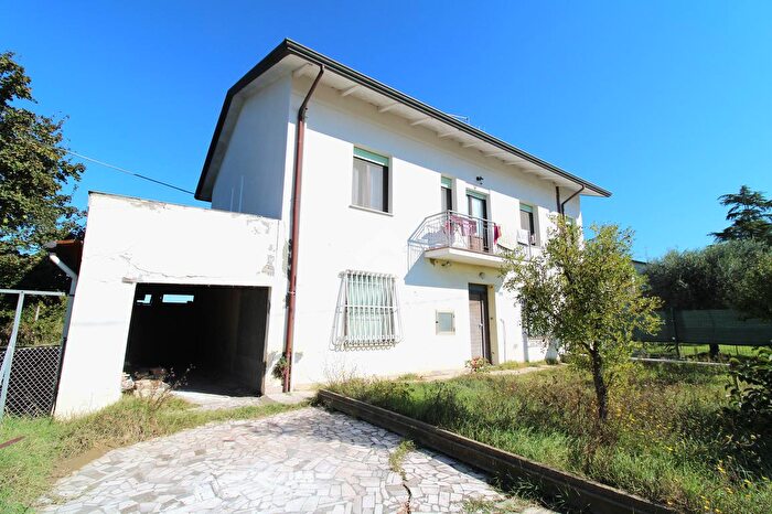 Appartamento trilocale in vendita in Via Soprarigossa, Gambettola