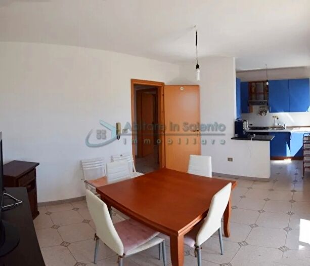 Appartamento con 5 locali in vendita in Gagliano Del Capo