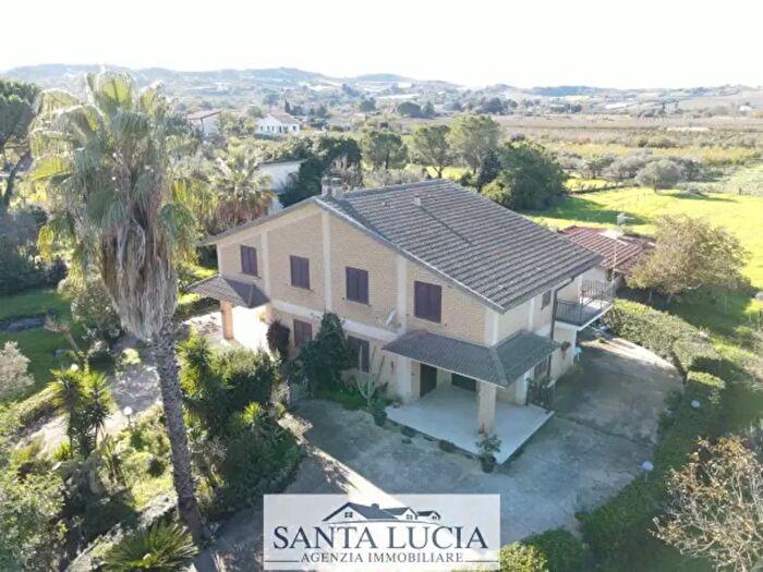 Casa con 6 locali in vendita in Contrada Don Ottavio, Canicatti