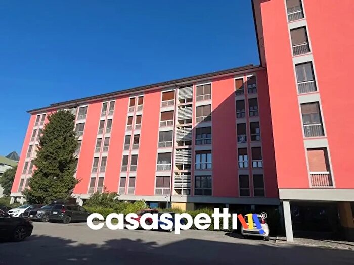 Appartamento trilocale in vendita in Via Zandonai, Pieve Emanuele