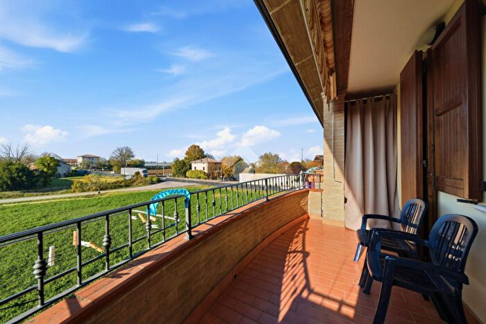 Appartamento quadrilocale in vendita in Via Giambattista Vico, Reggio Emilia