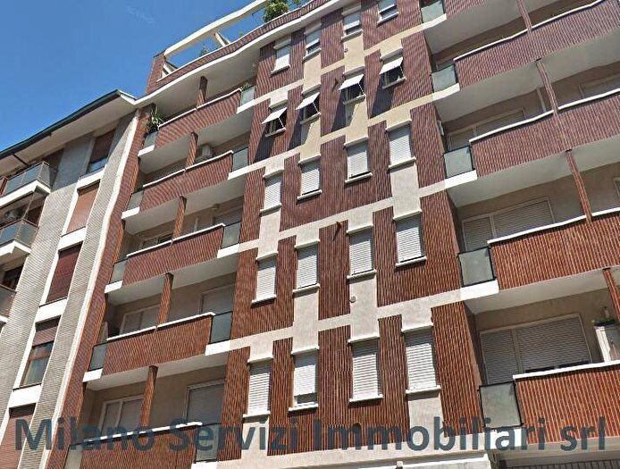 Appartamento monolocale in affitto in Monte Cristallo, Zara, Milano