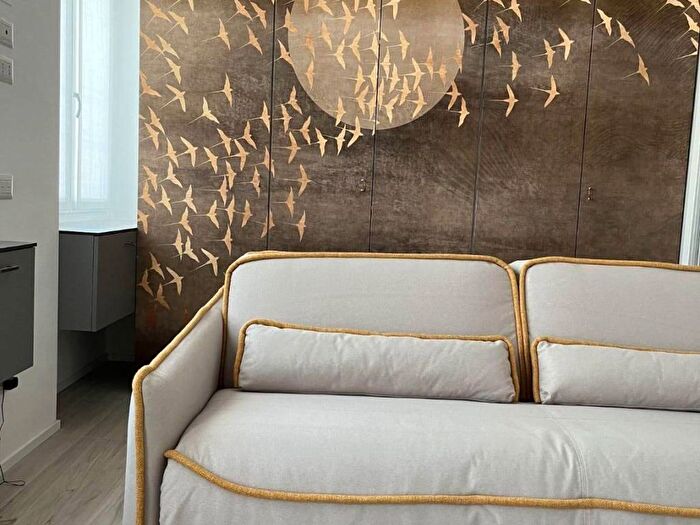 Appartamento monolocale in affitto in Via Cerva, Borgogna Largo Augusto, Milano