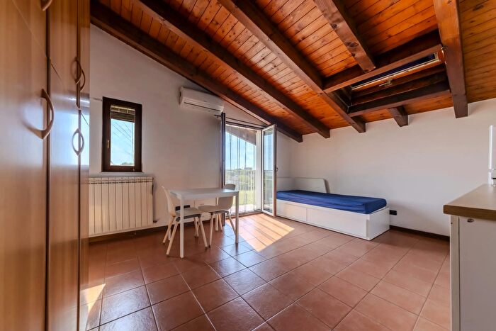 Appartamento monolocale in vendita in Bollate