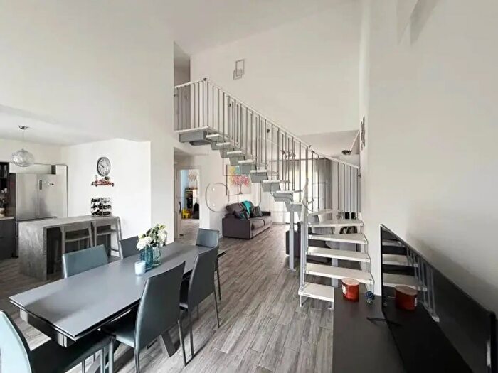 Appartamento con 5 locali in vendita in Via Antonio Vivaldi, Citta' Di Castello