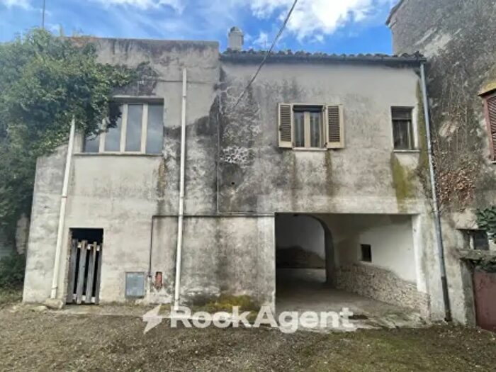 Casa trilocale in vendita in Via Villa Tassoni, Bellante