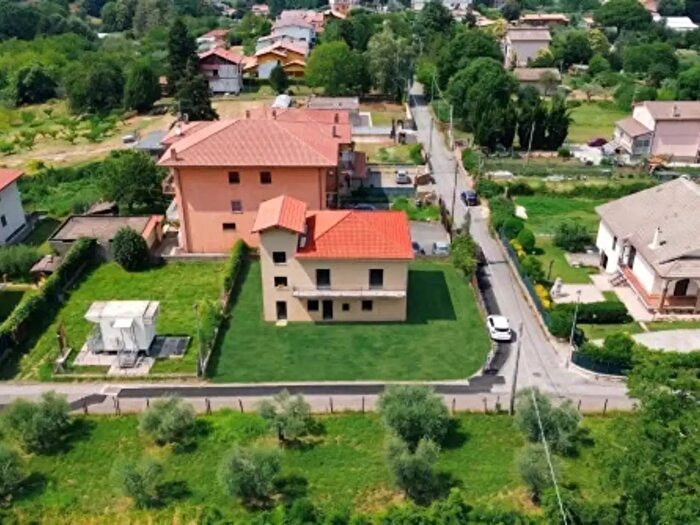 Casa con 6 locali in vendita in Via dei Ciocchi, Rocca Priora