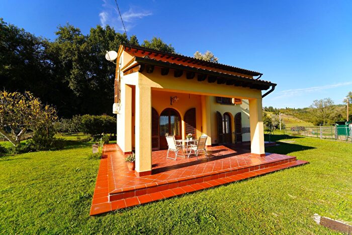 Casa quadrilocale in vendita in Via Zara, San Miniato