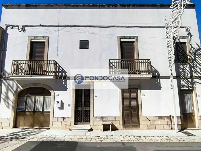 Casa con 7 locali in vendita in Via del Mare, Ortelle