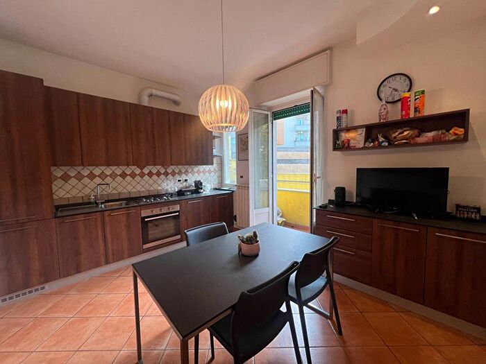 Appartamento trilocale in affitto in Via Don Giovanni Verità, Bovisa, Milano