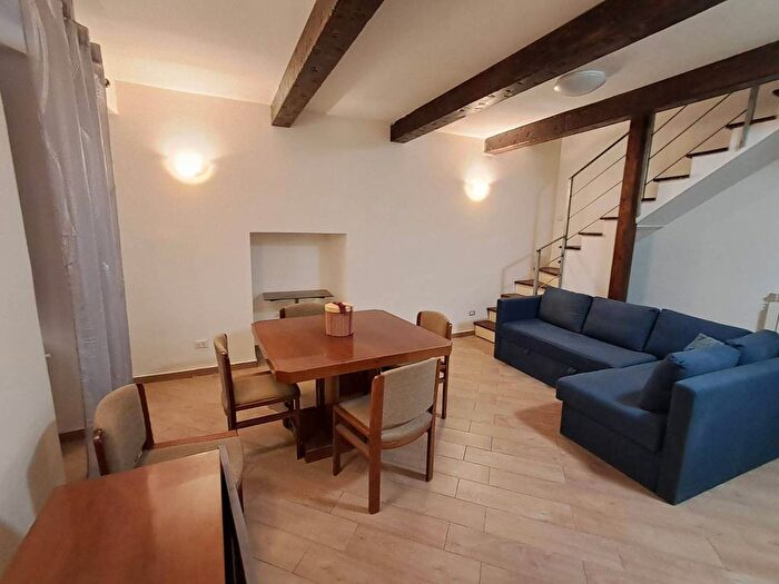 Appartamento trilocale in affitto in Discesa San Rocchello, Centro Storico, Catanzaro