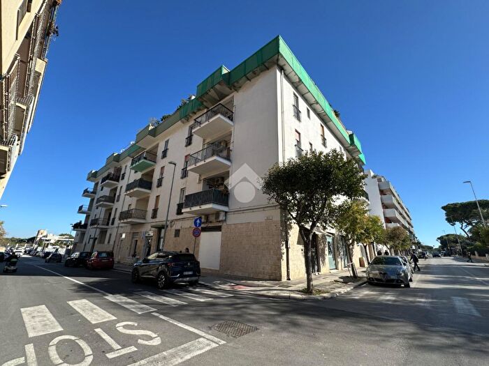 Appartamento quadrilocale in vendita in Vico Traversa, Bari