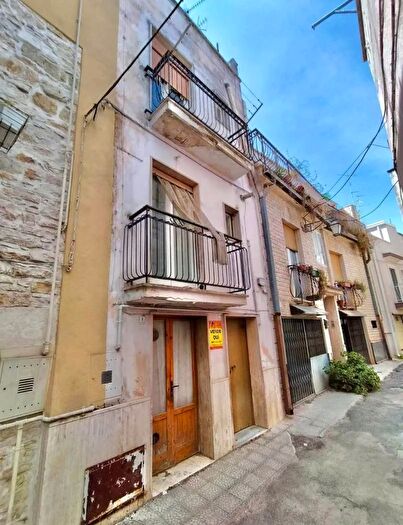 Casa quadrilocale in vendita in Indirizzo Vico Faele Giusti, Acquaviva Delle Fonti